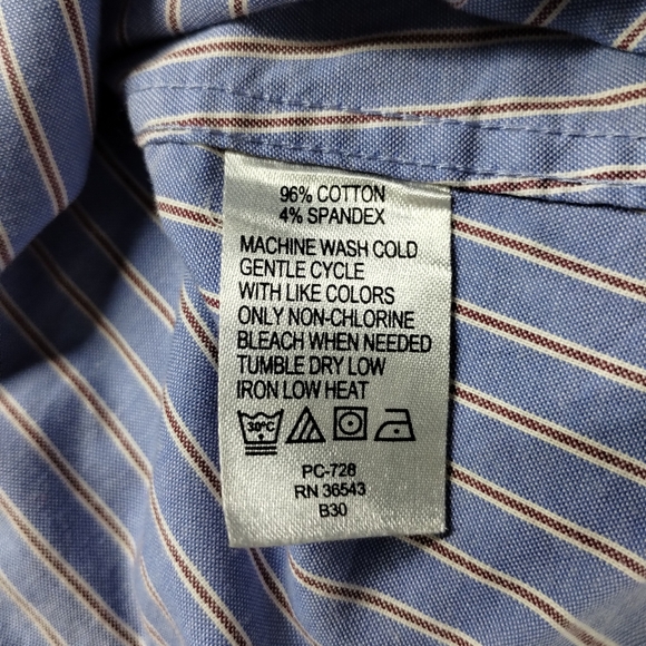 IZOD button up collared dress shirt size large - Picture 9 of 10